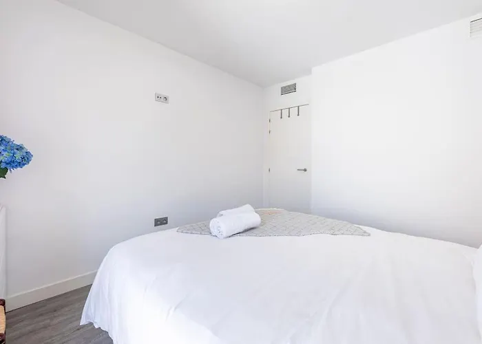 Lejlighed With Sea Views In Puerto Banus Marbella
