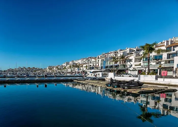Апартаменти With Sea Views In Puerto Banus