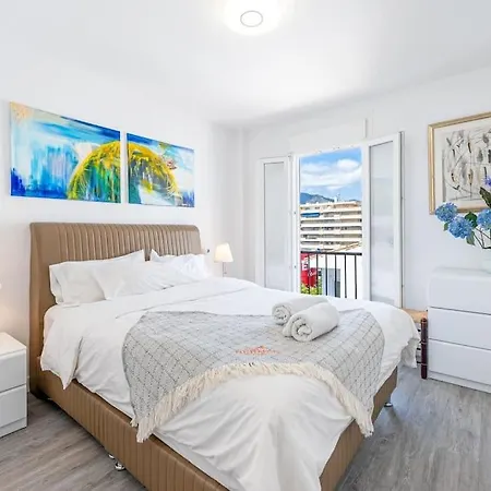 Apartmán With Sea Views In Puerto Banus Marbella